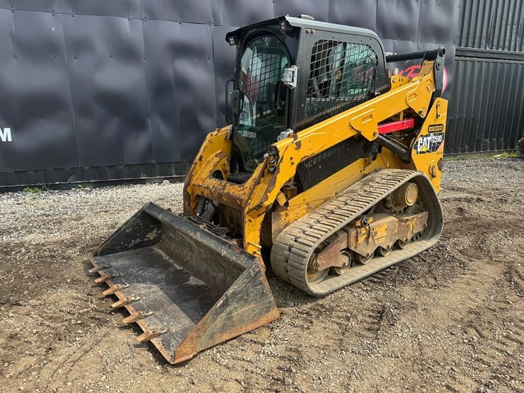2016-caterpillar-259d-image-2