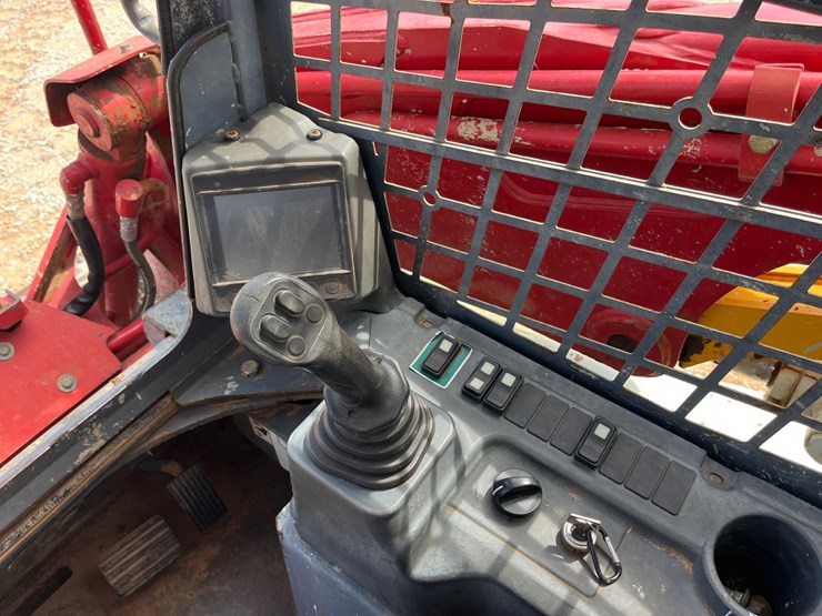 2017-takeuchi-tl12r2-image-20