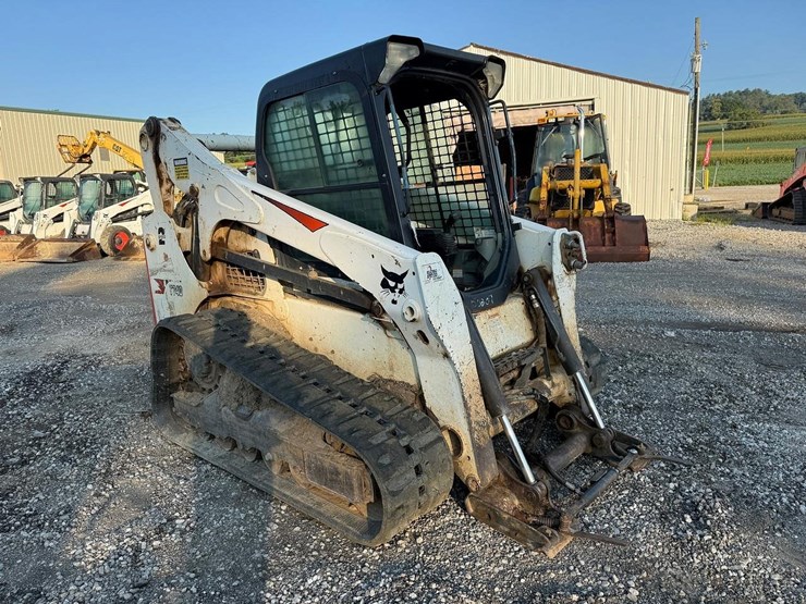 2018-bobcat-t740-image-6