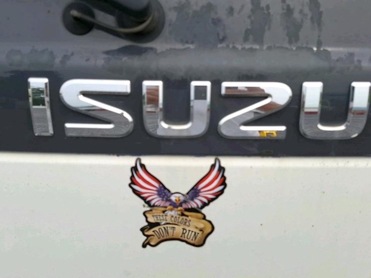 #371-•-2007-isuzu-flatbed-truck-image-10