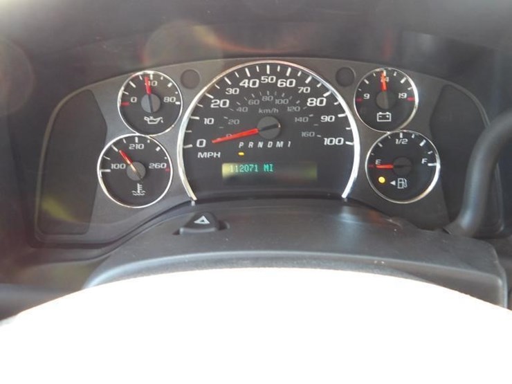 2014-chevrolet-express-3500-image-16