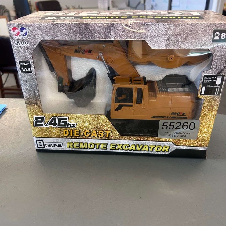 UNUSED REMOTE CONTROL EXCAVATOR