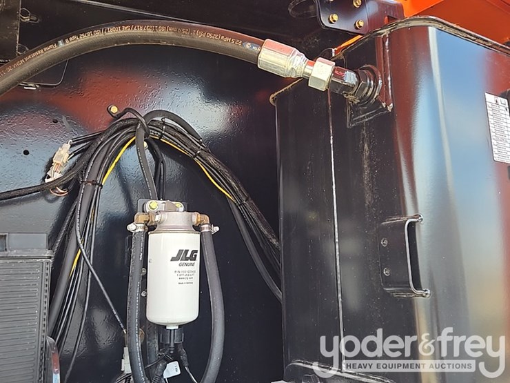 2015-jlg-860sj-image-46
