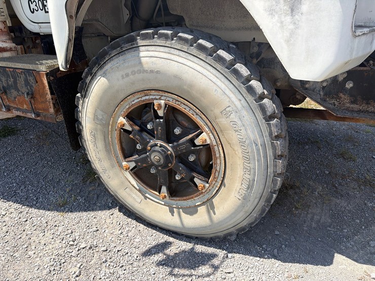 2000-mack-dm690sx-image-12