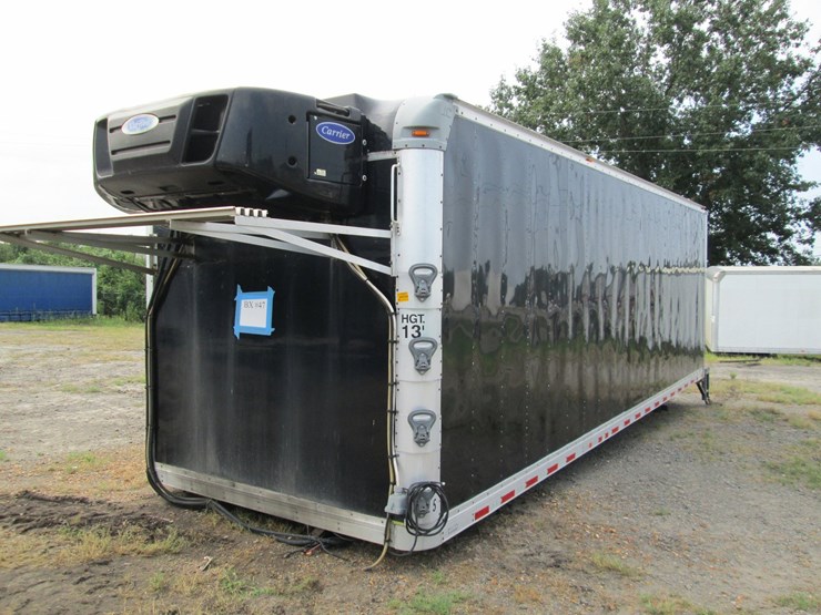 #53807-•-supreme-ho505800-26'7"x101"-truck-refer-box-svg260970102-inv#53807-image-1