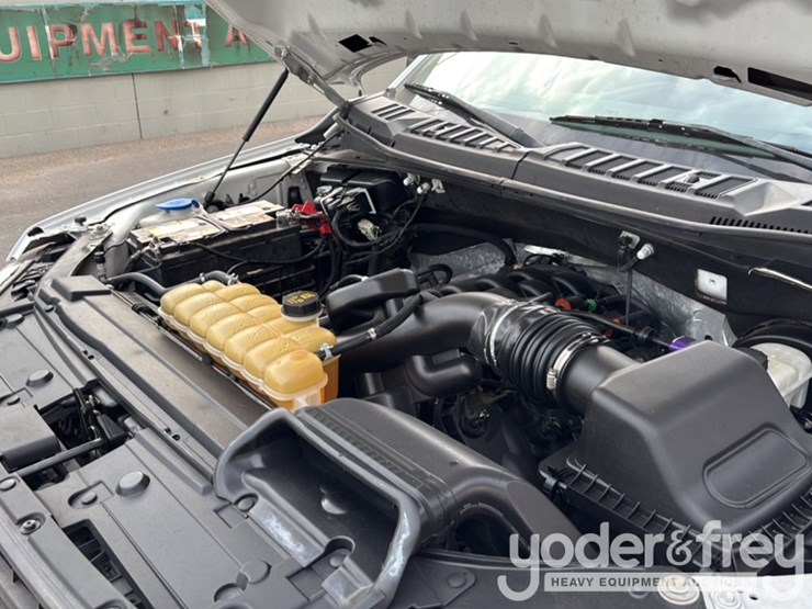 2020-ford-f150-image-13