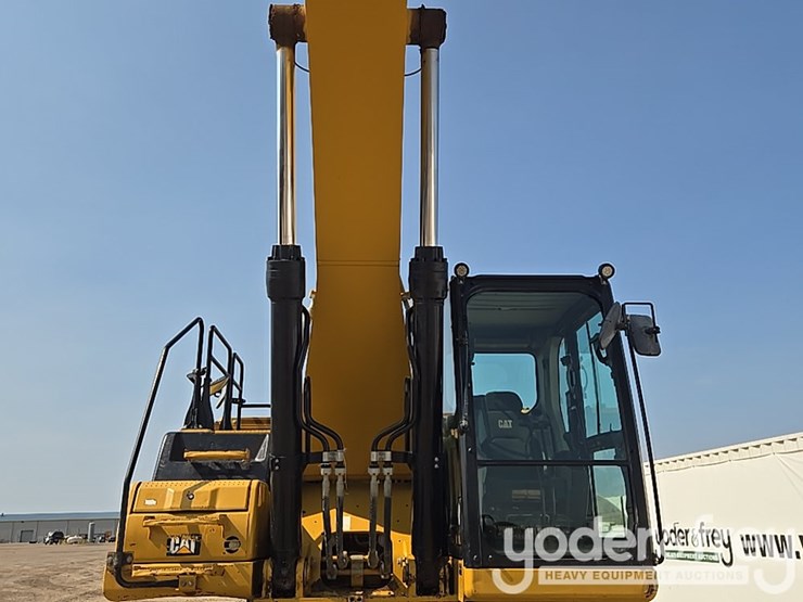 2019-caterpillar-336-image-25