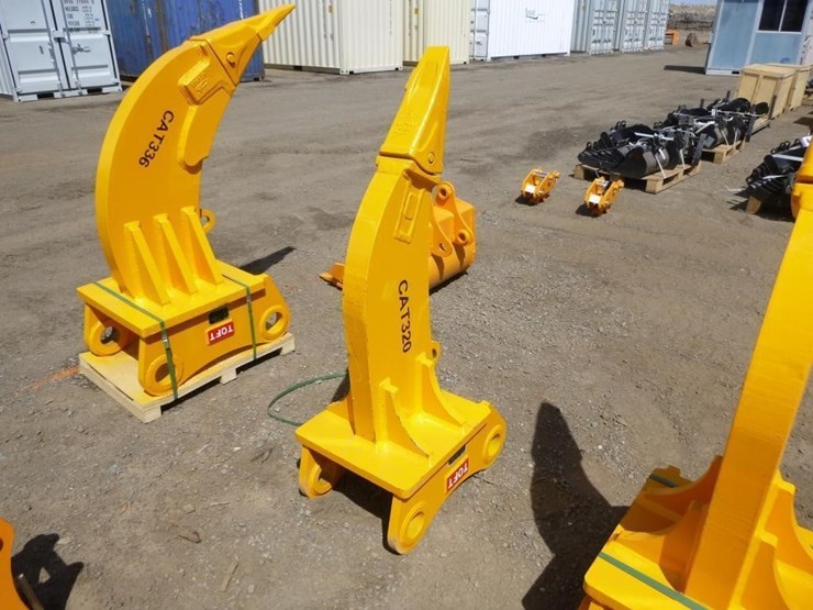 caterpillar-320-image-3