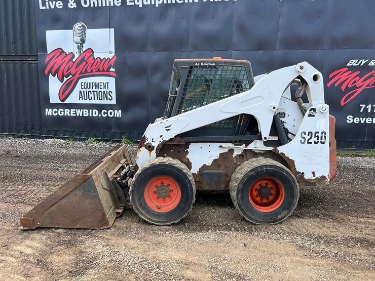 bobcat-s250-image-3