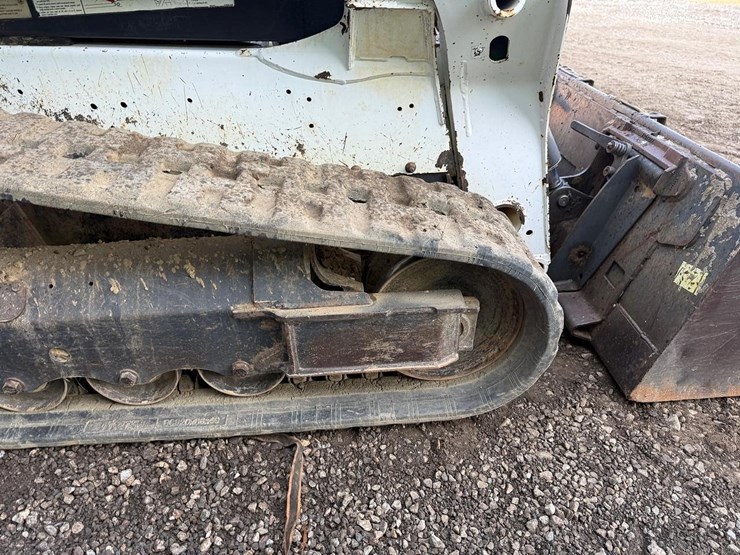 2015-bobcat-t550-image-15