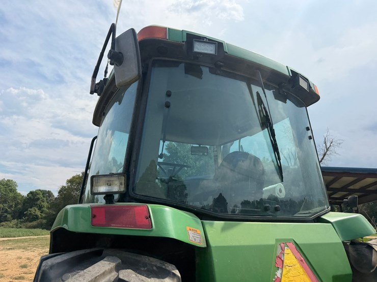 1997-john-deere-8300-image-22