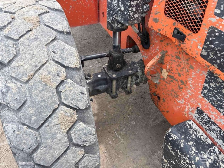 2019-jlg-6042-6,000lb-4x4-rough-terrain-telehandler-image-23