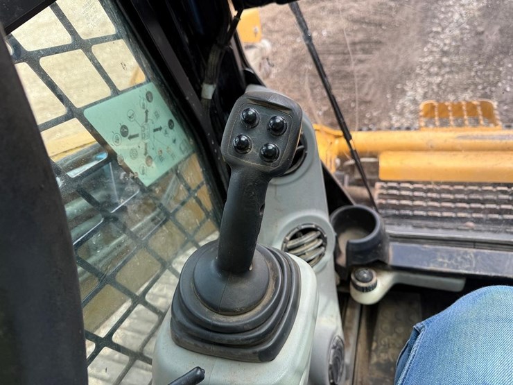 2007-caterpillar-297c-image-24