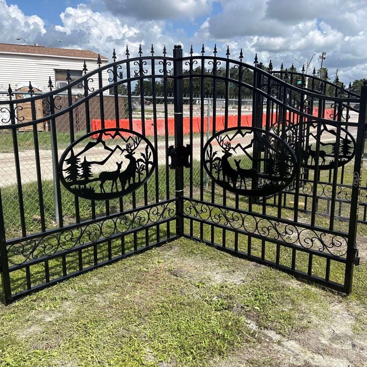 2026 Greatbear 14ft Bi-Parting Iron Gate Deer Style