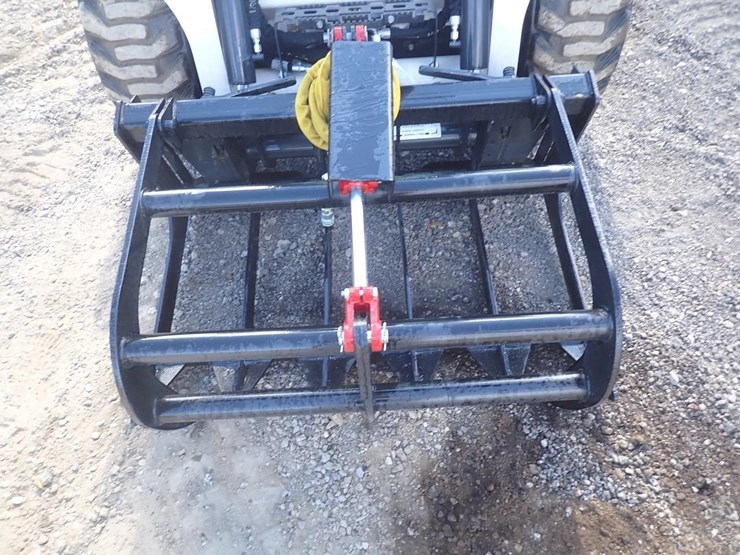 wildcat-48"-skid-steer-root-grapple-image-3