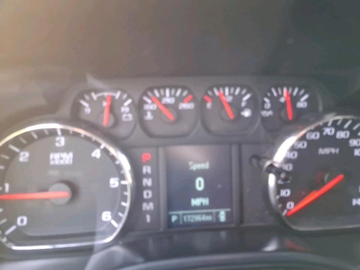 2015-chevrolet-2500-image-12