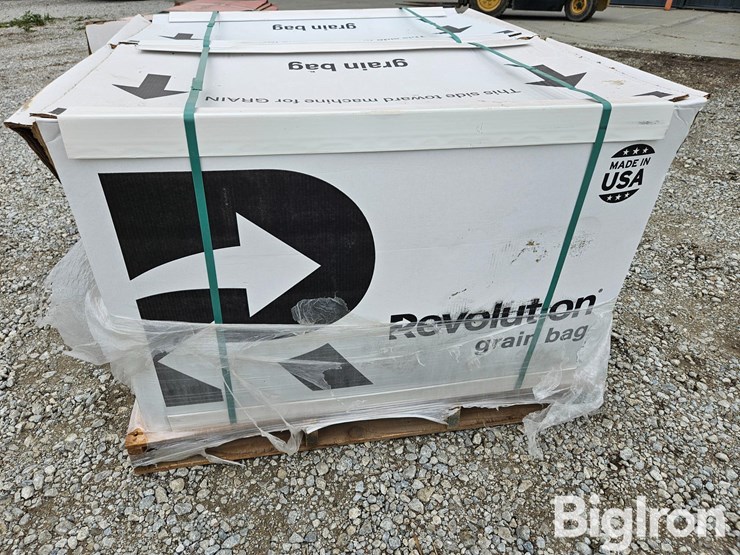 revolution-10'-x-400'-grain-bags-image-12