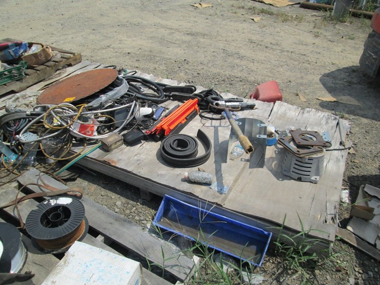 #53851-•-pallet-of-misc-wire,-saw-blades-&-other-items-inv#53851-image-2