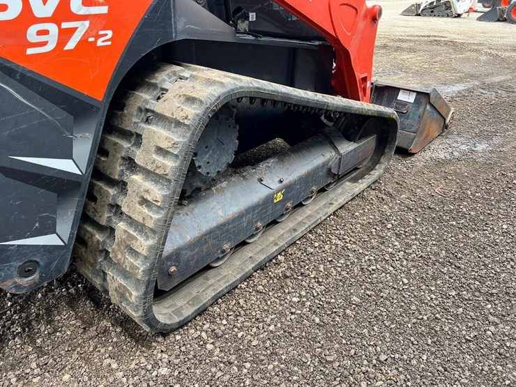 kubota-svl97-2-image-15