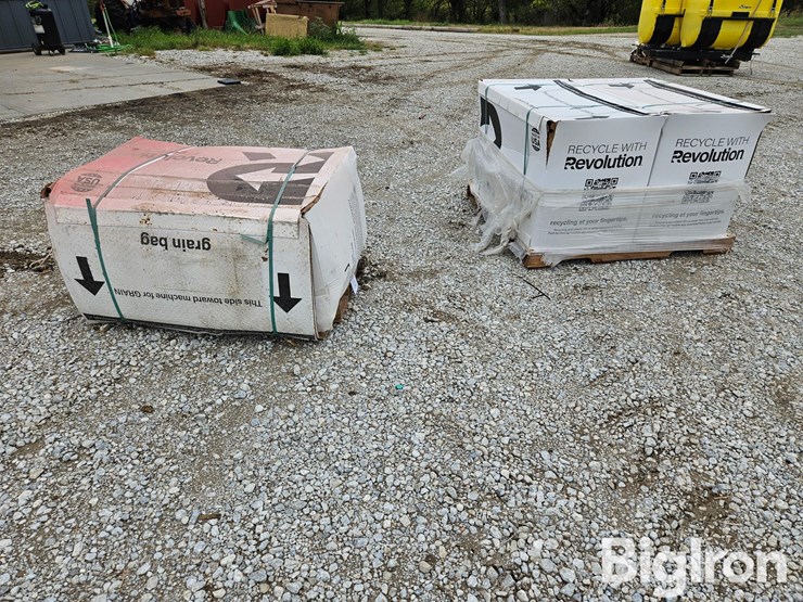 revolution-10'-x-400'-grain-bags-image-4