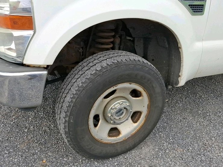 2008-ford-f350-image-17