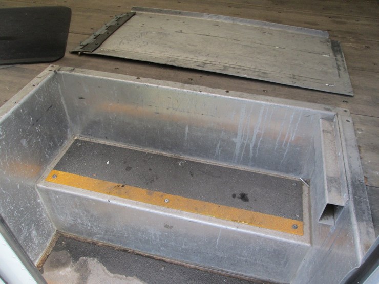 #53806-•-24'6"x101"-truck-box-53806-inv#53806-image-10
