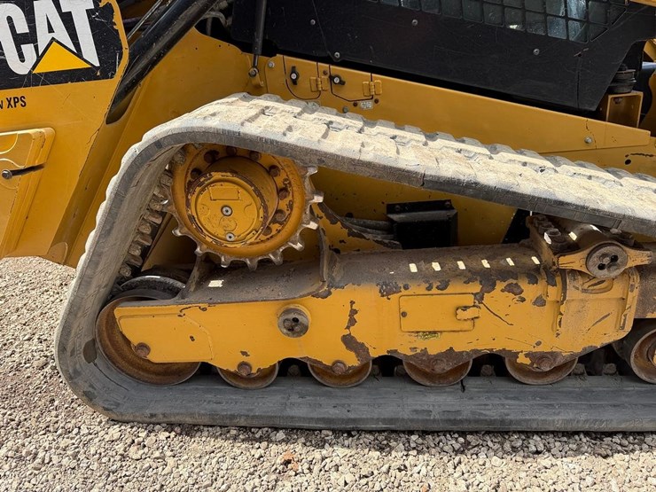 2018-caterpillar-299d2-xps-image-13