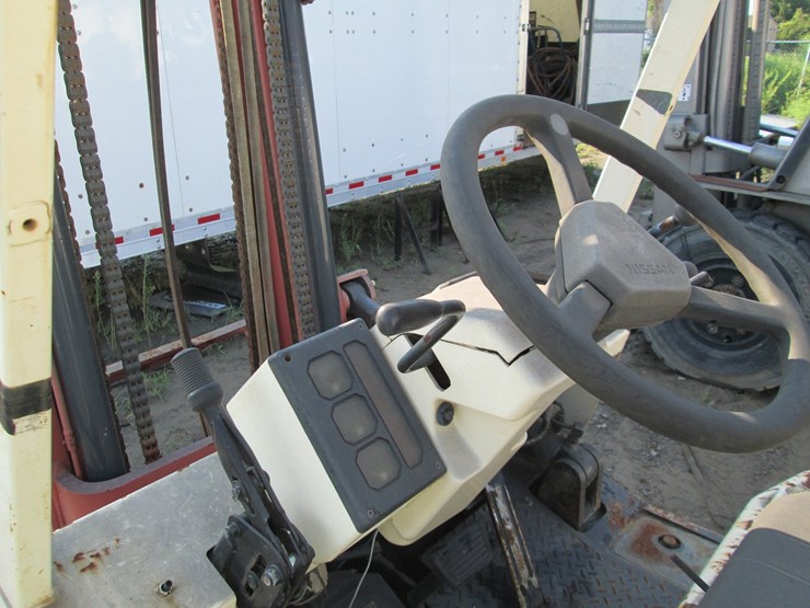 #53863-•-*inop-nissan-cushion-tire-forklift-inv#53863-image-23