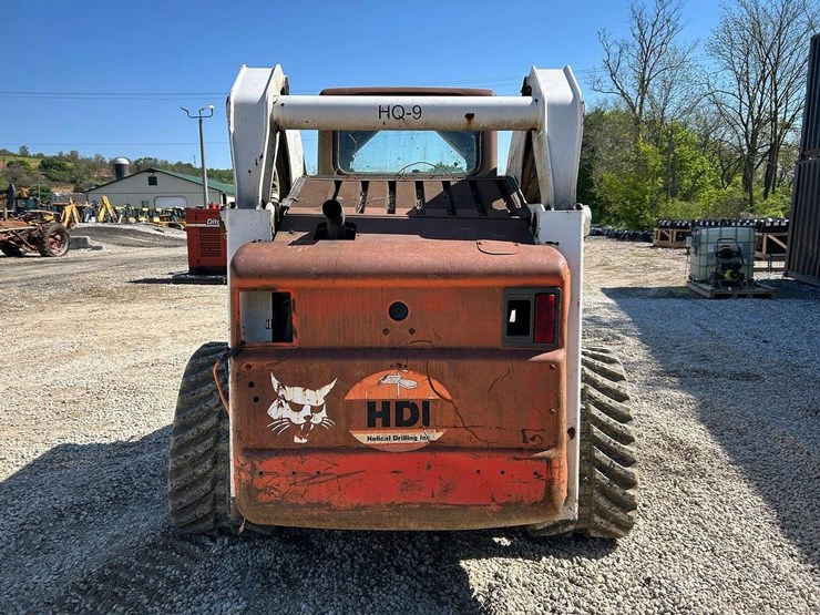 2006-bobcat-t300-image-3