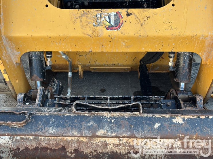 2023-caterpillar-259d3-image-20
