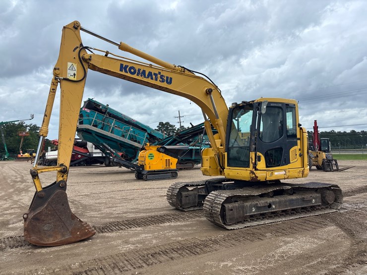 komatsu-pc138us-image-1