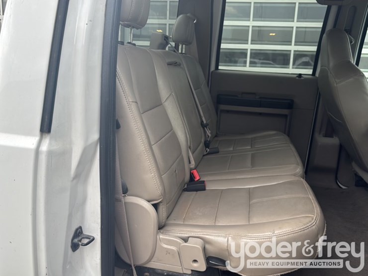 2010-ford-f350-image-25