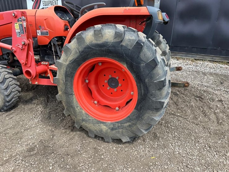 2017-kubota-l4701-image-17