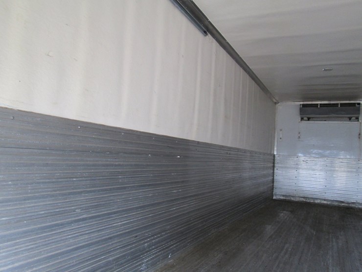 #53807-•-supreme-ho505800-26'7"x101"-truck-refer-box-svg260970102-inv#53807-image-9