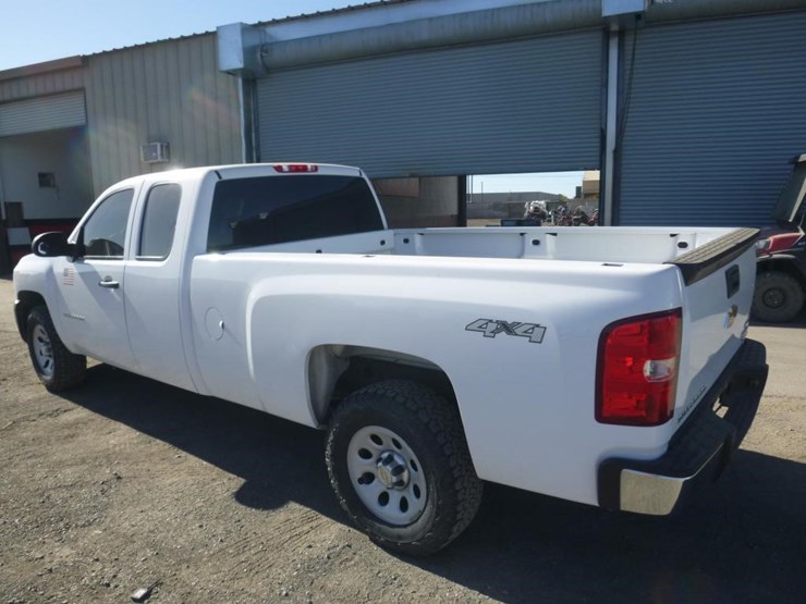 2013-chevrolet-1500-image-4