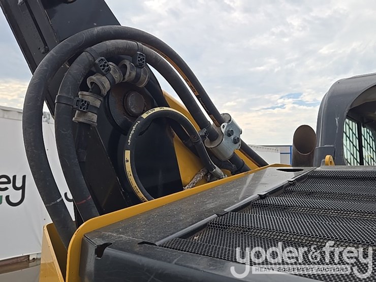 2020-caterpillar-289d3-image-30