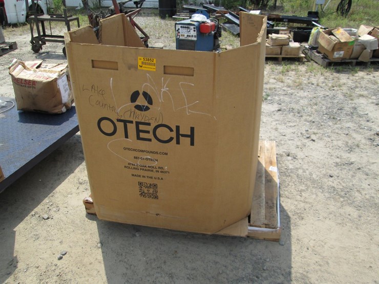 #53852-•-pallet-of-truck-pto's,-wire-&-other-truck-related-items-inv#53852-image-1