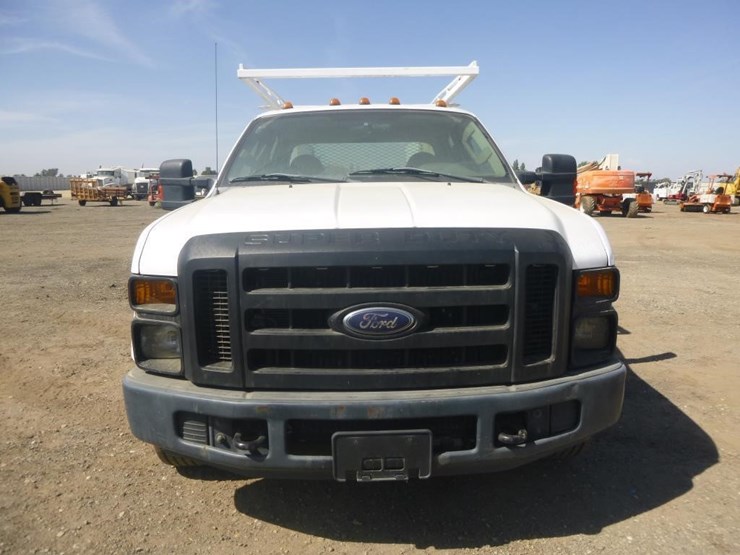 2008-ford-f350-image-25