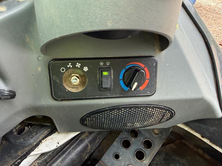 2018-bobcat-t770-image-27