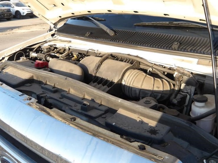 2009-ford-e350-image-7