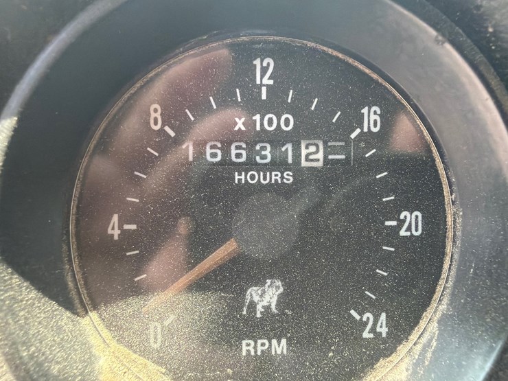 1999-mack-dm690sx-image-45