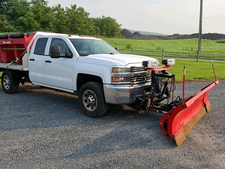 2015-chevrolet-2500-image-9