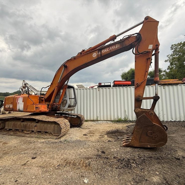 HITACHI EX200
