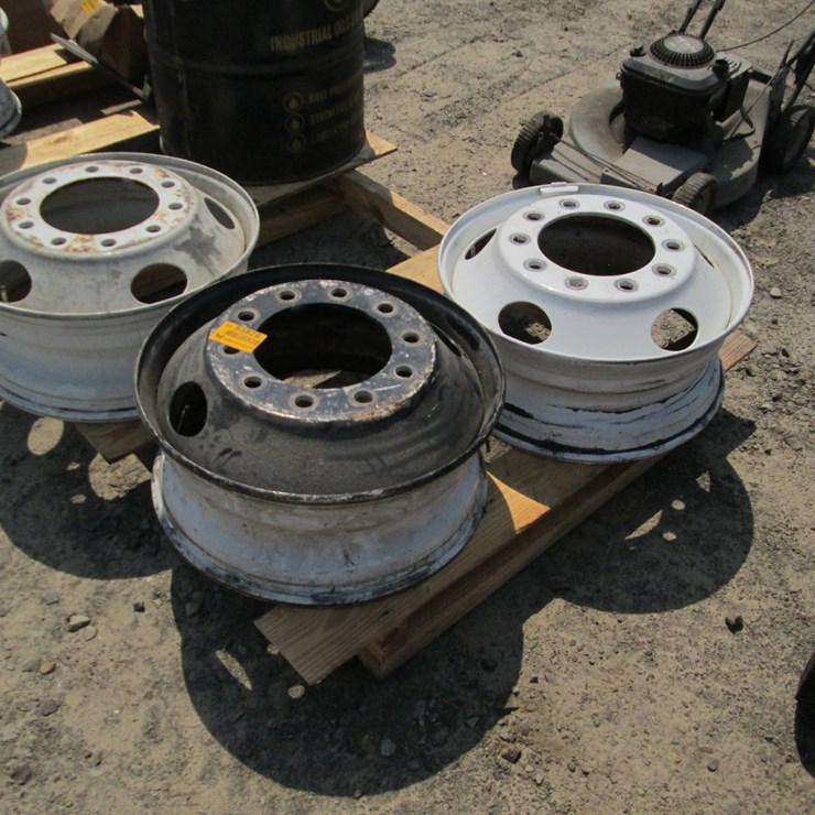 #53828 • Lot of (3) 24"x10" 10-Hole Truck Rims INV#53828