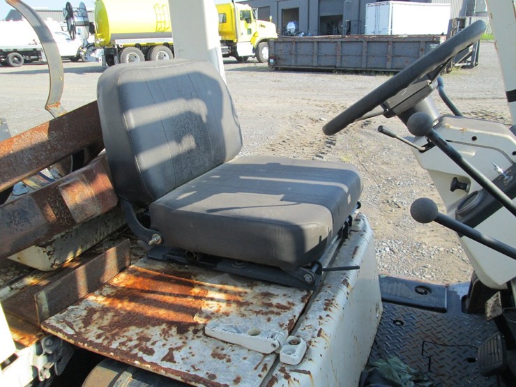 #53863-•-*inop-nissan-cushion-tire-forklift-inv#53863-image-14