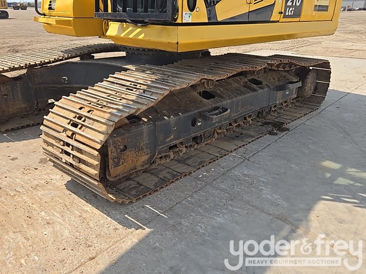 2018-komatsu-pc210-lci-11-image-9