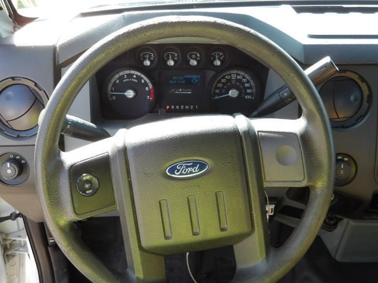 2015-ford-f250-image-12
