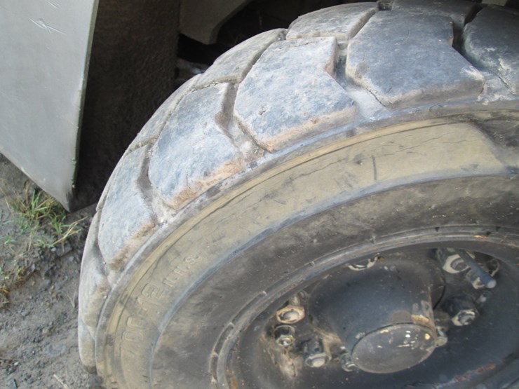 #53862-•-*inop-nissan-80-8000lb-cushion-tire-forklift-inv#53862-image-6