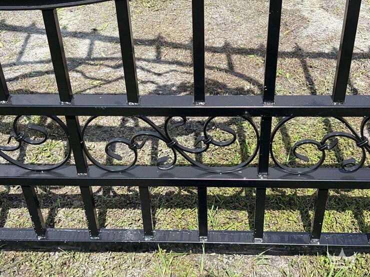 2026-greatbear-20ft-bi-parting-iron-gate-cow-style-image-8