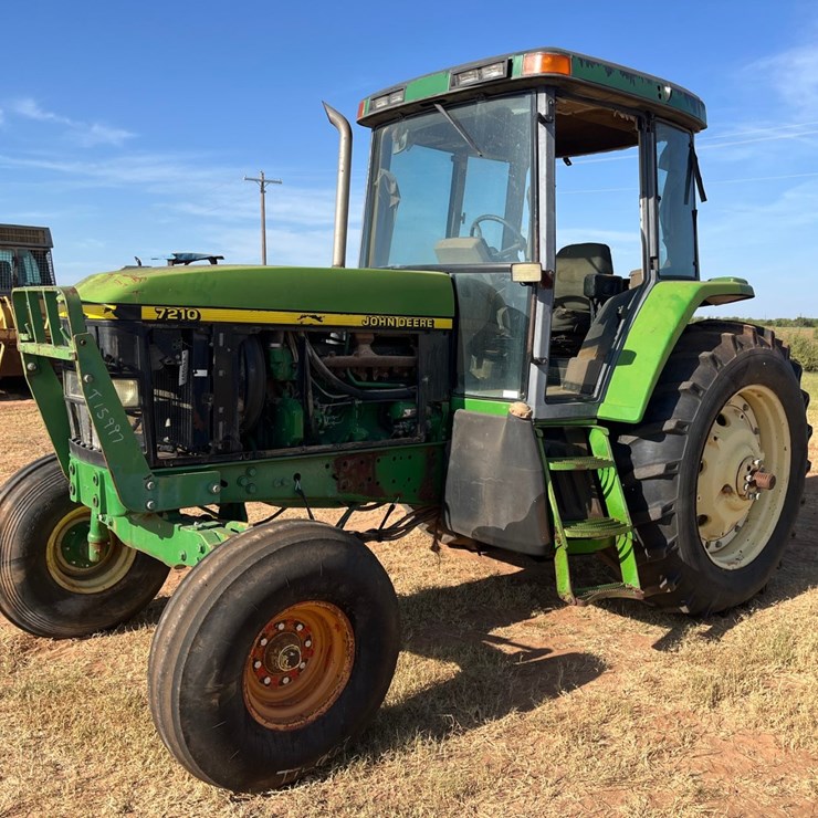 1997 JOHN DEERE 7210